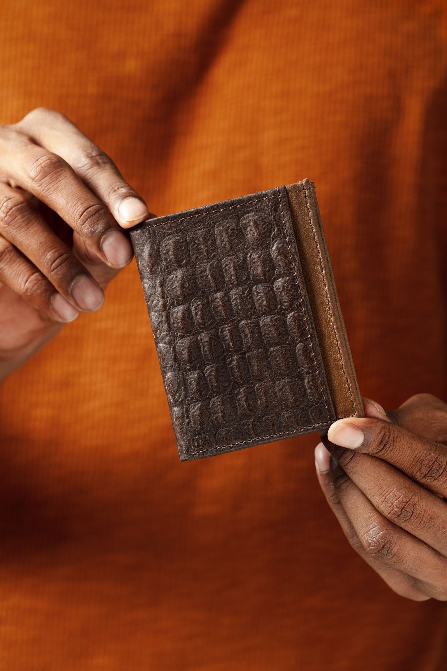 The Minimalist Wallet - Embossed Croc in Java